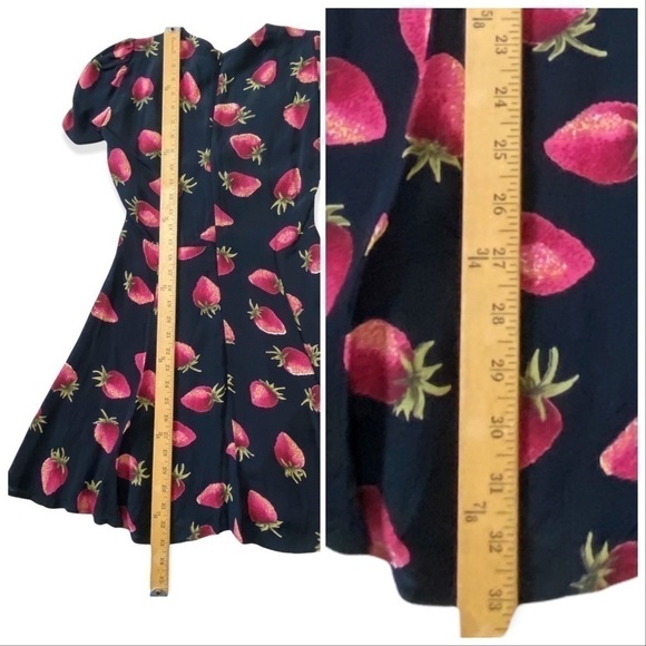 Reformation Koa mini dress, strawberry, size 2P - Picture 13 of 15